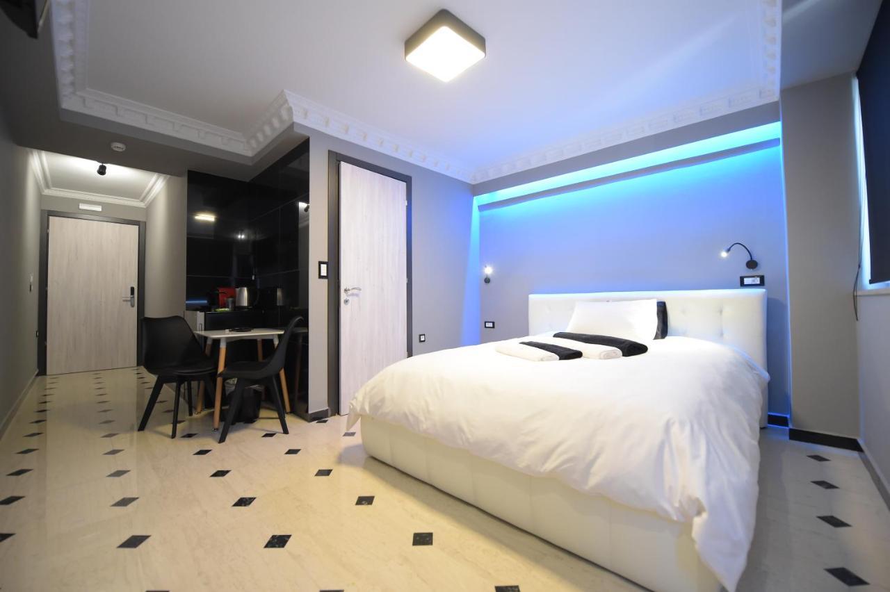 Pietra Mare Suites Patras Extérieur photo