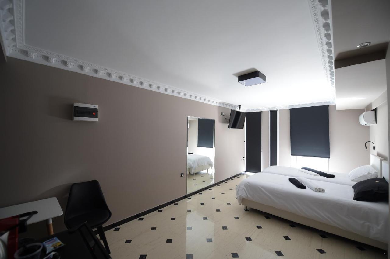 Pietra Mare Suites Patras Extérieur photo