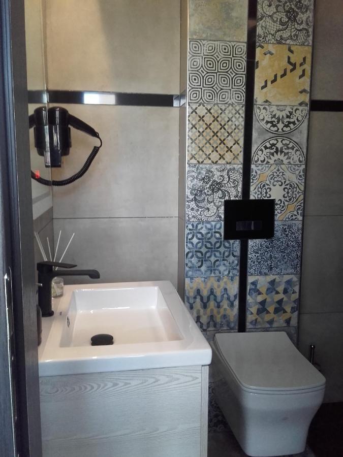 Pietra Mare Suites Patras Extérieur photo