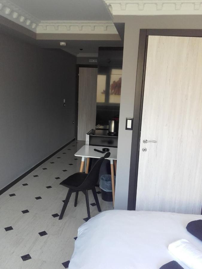 Pietra Mare Suites Patras Extérieur photo